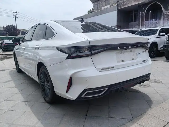Chery Fulwin Arrizo 8 1.6TGDI DCT Yi