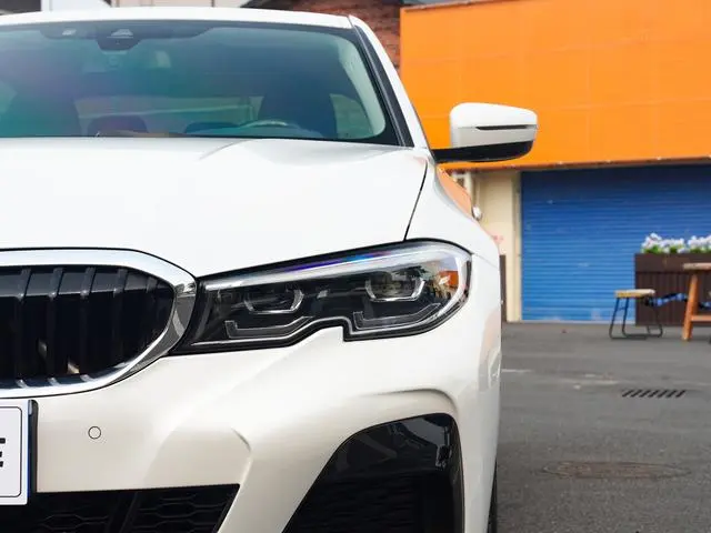 BMW BMW 3 Series 325Li M sports suit