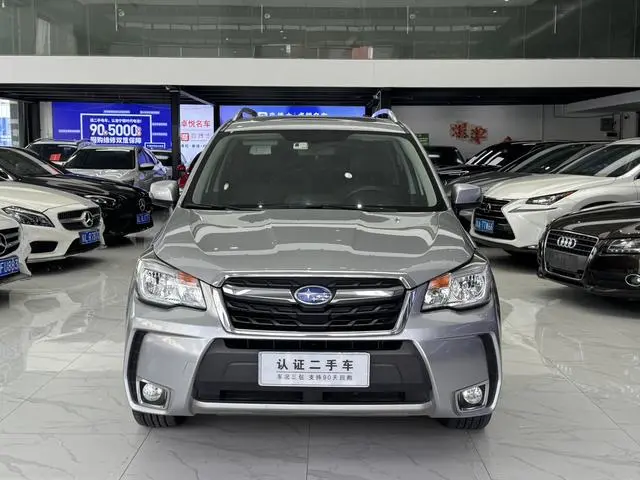 Subaru FORESTER Forester 2.0i Fashion Navigation Version