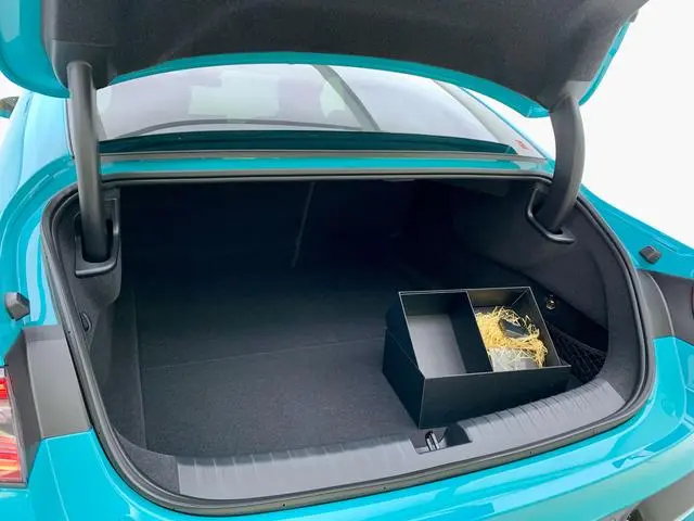 Xiaomi Xiaomi SU7 Rear drive, long battery life, Pro version
