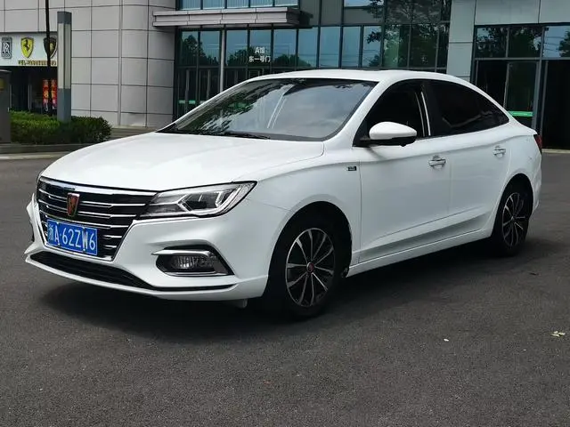 Roewe Roewe i5 1.5L automatic 4G Interconnection Linghao Ultimate Edition