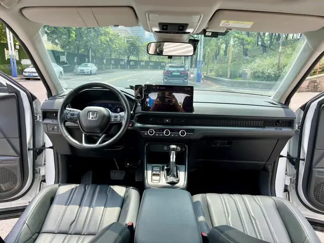 Honda Hao Ying 240TURBO CVT two-wheel drive Deluxe Edition