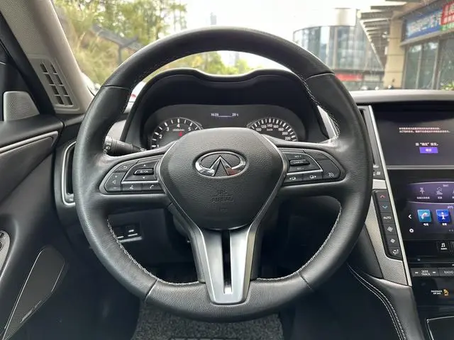 Infiniti Infiniti Q50L 2.0T Premium Version Country VI