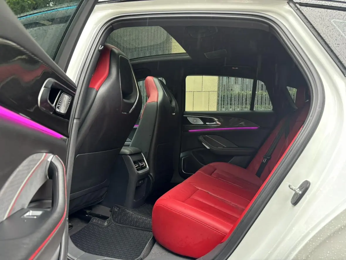 Hongqi Hongqi H6 2.0T to the United States version