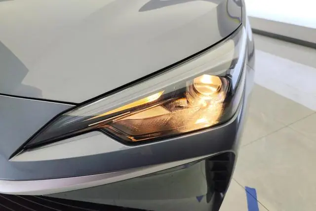 Roewe Roewe i5 1.5L CVT Executive Edition