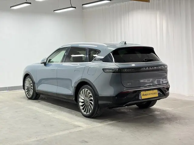 VOYAH Lan Tu FREE Four-wheel drive standard range extension exclusive luxury set