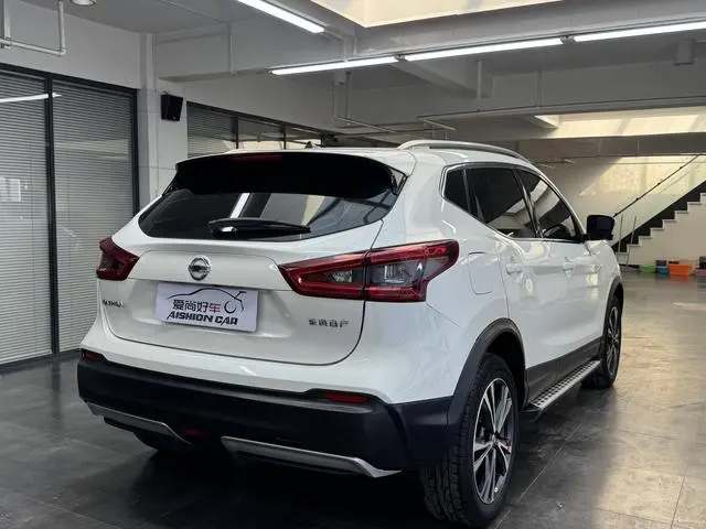 Nissan Qashqai 2.0L XV Prem.Deluxe Edition