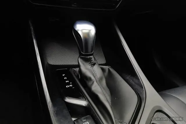 Roewe Roewe i5 1.5L CVT Diamond Edition