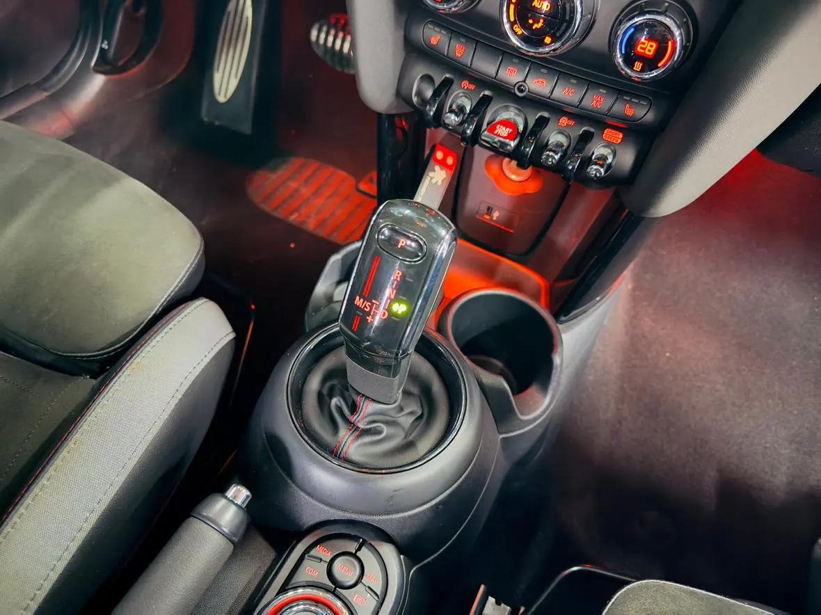 MINI MINI JCW 2.0T JOHN COOPER WORKS