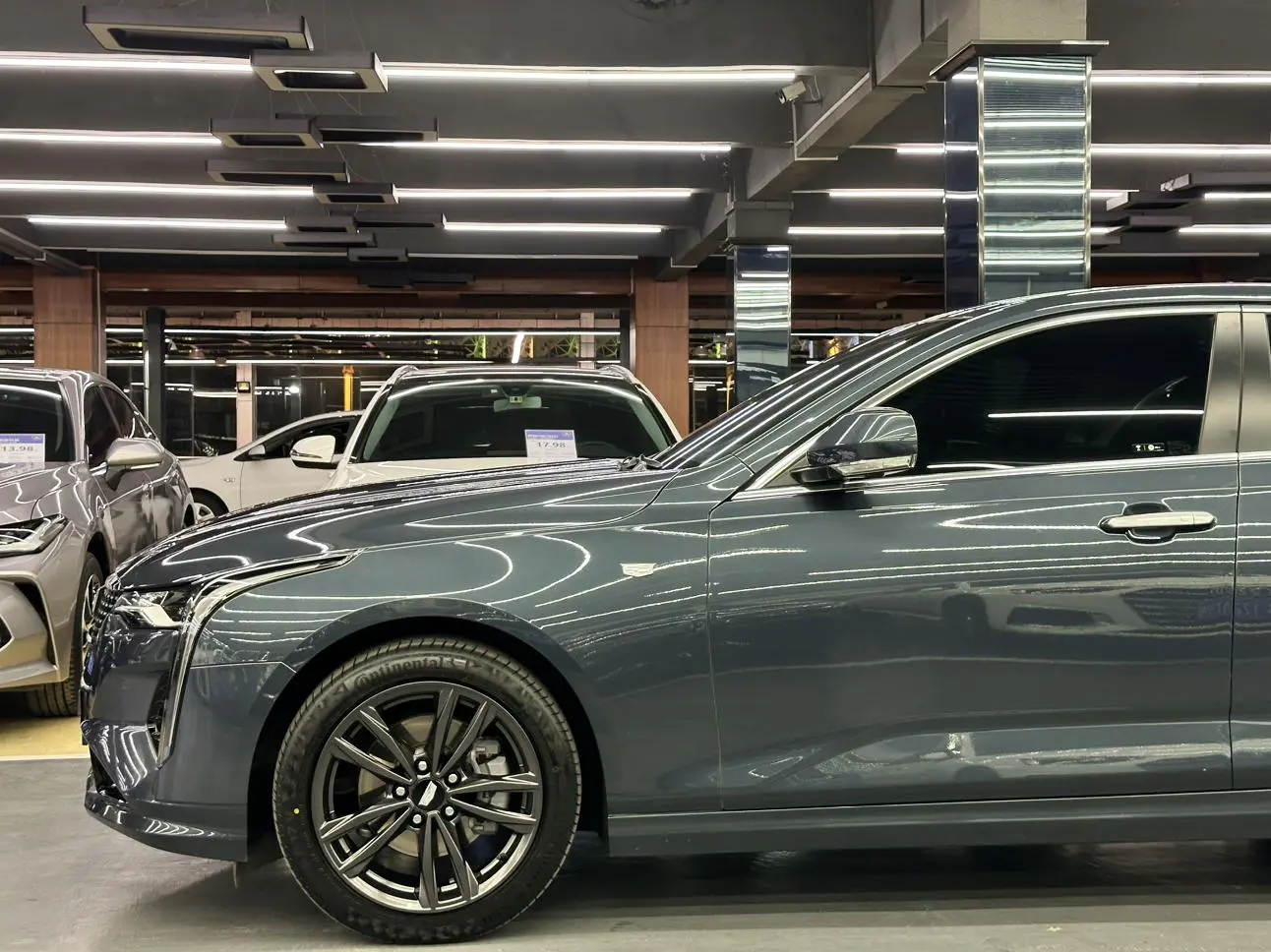 Cadillac Cadillac CT4 28T luxury