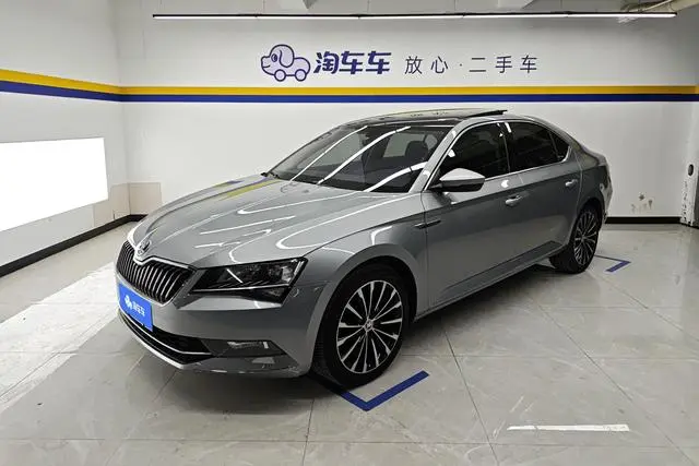 Skoda Speed pie ZI330 DSG Comfort Edition Country VI