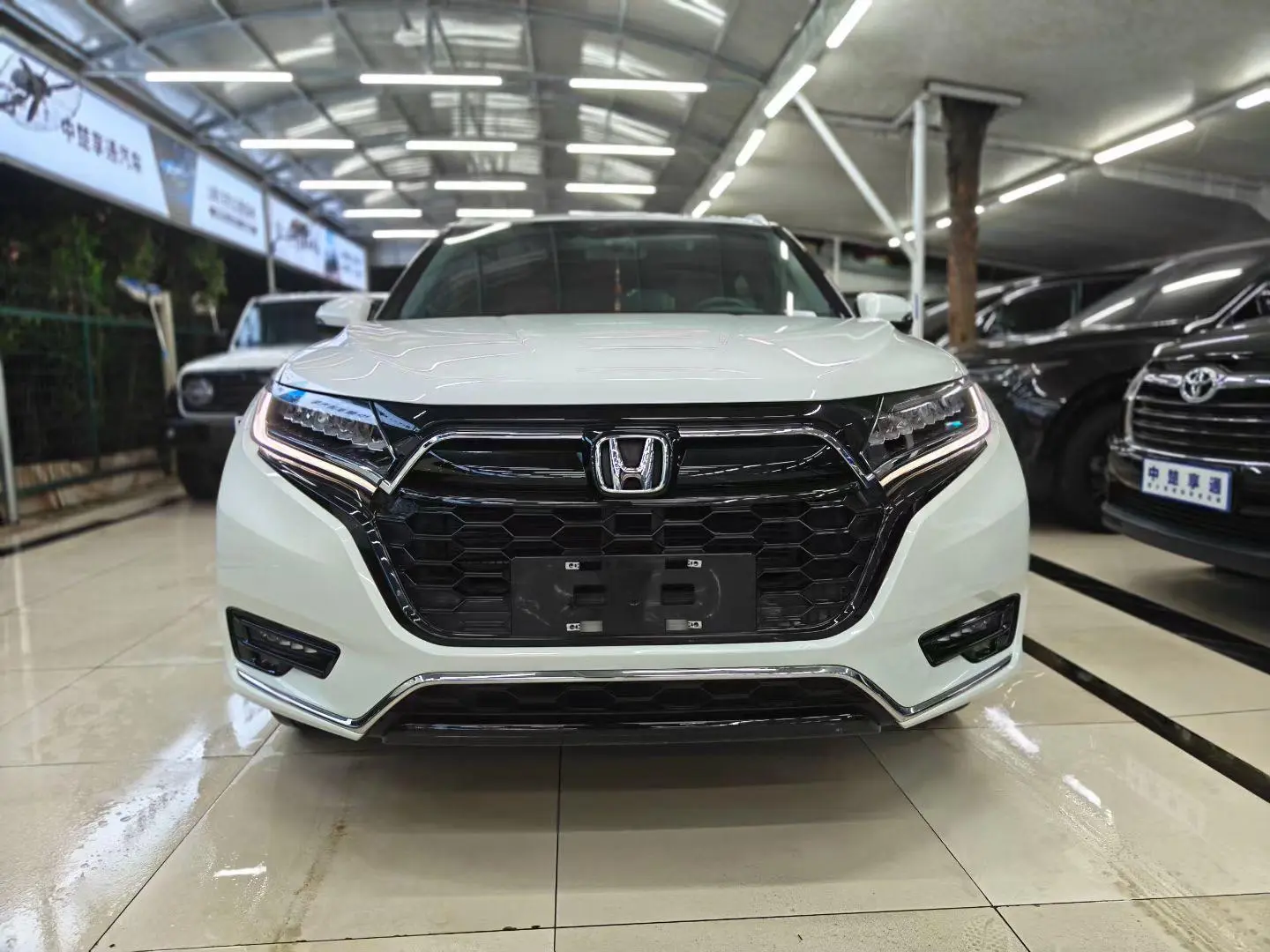 Honda Honda UR-V 370TURBO Four-wheel drive Exclusive Edition