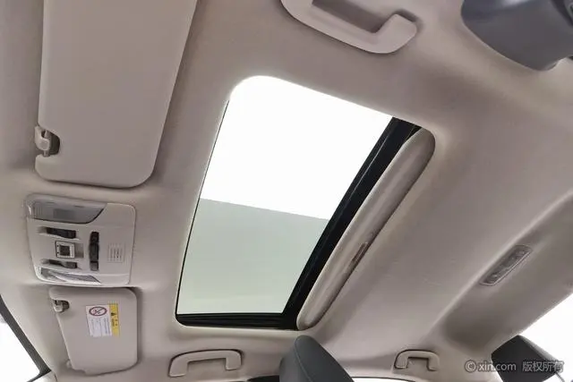 TOYOTA Corolla Dual engine 1.8L E-CVT GL-i Elite Edition