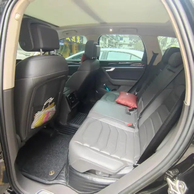 Volkswagen Touareg 3.0 TSI Ruixiang Edition Classic Sports Suit