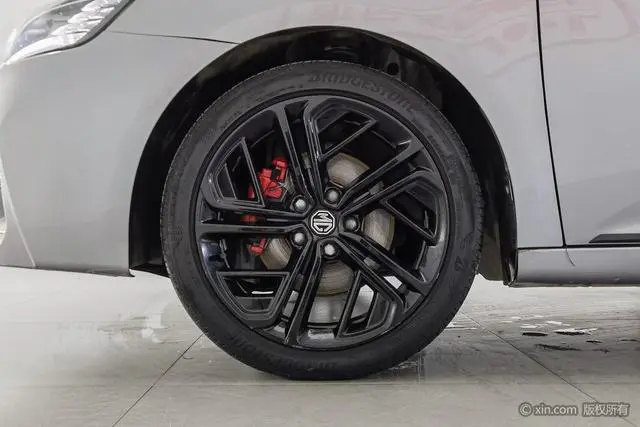 MG MG6 1.5T Automatic Trophy Ultimate Edition