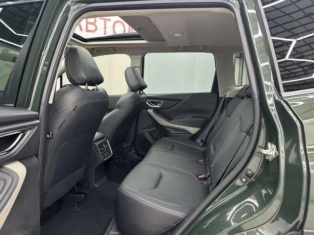 Subaru FORESTER Forester 2.0i AWD Deluxe Edition EyeSight