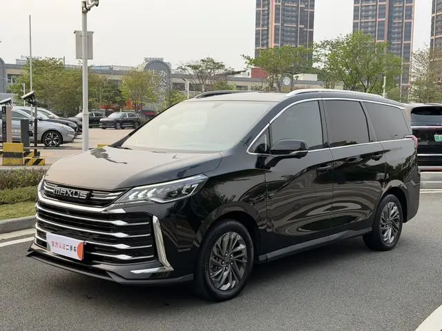 Maxus Chase G50 PLUS 1.5T automatic escort version