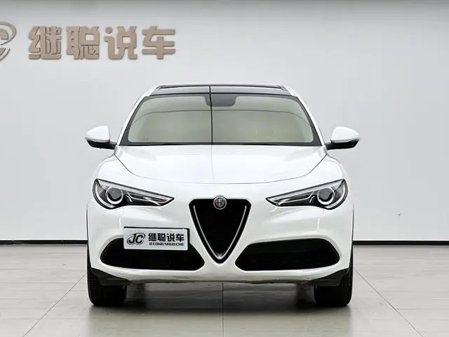 Alfa Romeo Stelvio 2.0T 200HP Elite Edition