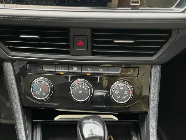 Volkswagen Sagitar 280TSI DSG Beyond Edition