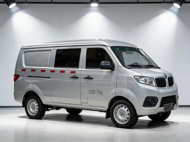 SRM Little Sea Lion X30 1.5L business bus 5/6/7 seat central air conditioning