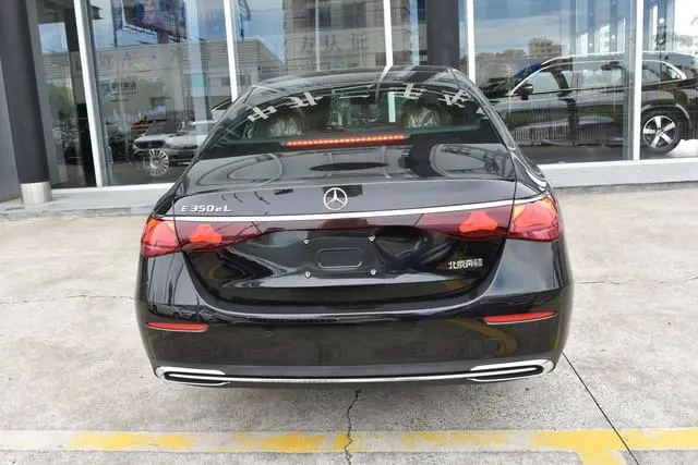 Mercedes-Benz Mercedes-Benz E-class PHEV E 350 e L sedan