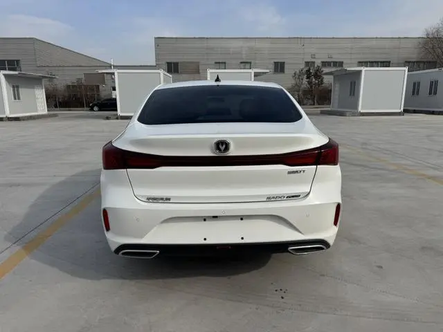 Changan Yidong PLUS 1.4T DCT High Energy Version