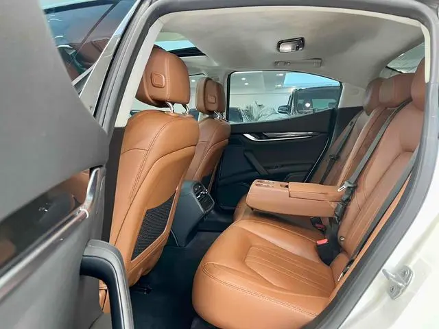 Maserati Ghibli 3.0T Standard Edition
