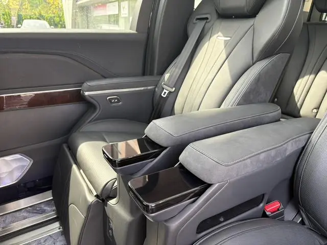 Hongqi Hongqi HQ9 PHEV Four-wheel drive Deluxe Edition
