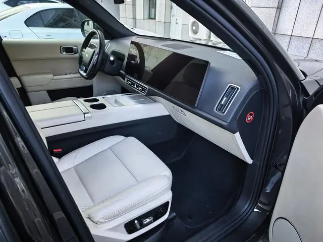 Li Auto Ideal L7 Pro version