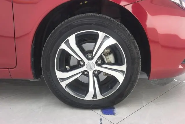 Nissan TIIDA 1.6L CVT Zhixing Edition Country VI