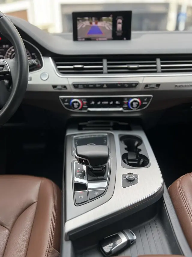 Audi Audi Q7 45 TFSI S line sporty