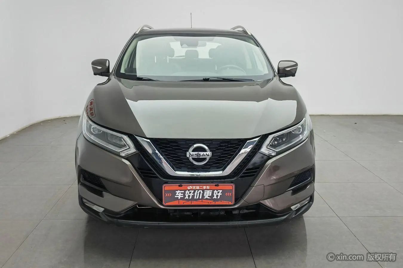 Nissan Qashqai 2.0L CVT Deluxe Edition