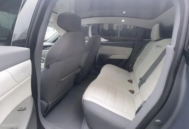 Dongfeng eπ eπ007 Pure electric 540 four-wheel drive Max version