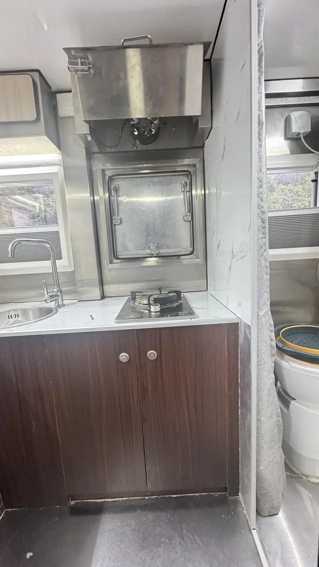 Maxus Chase V100 2.0T Traveler V100 Mountain Home Edition