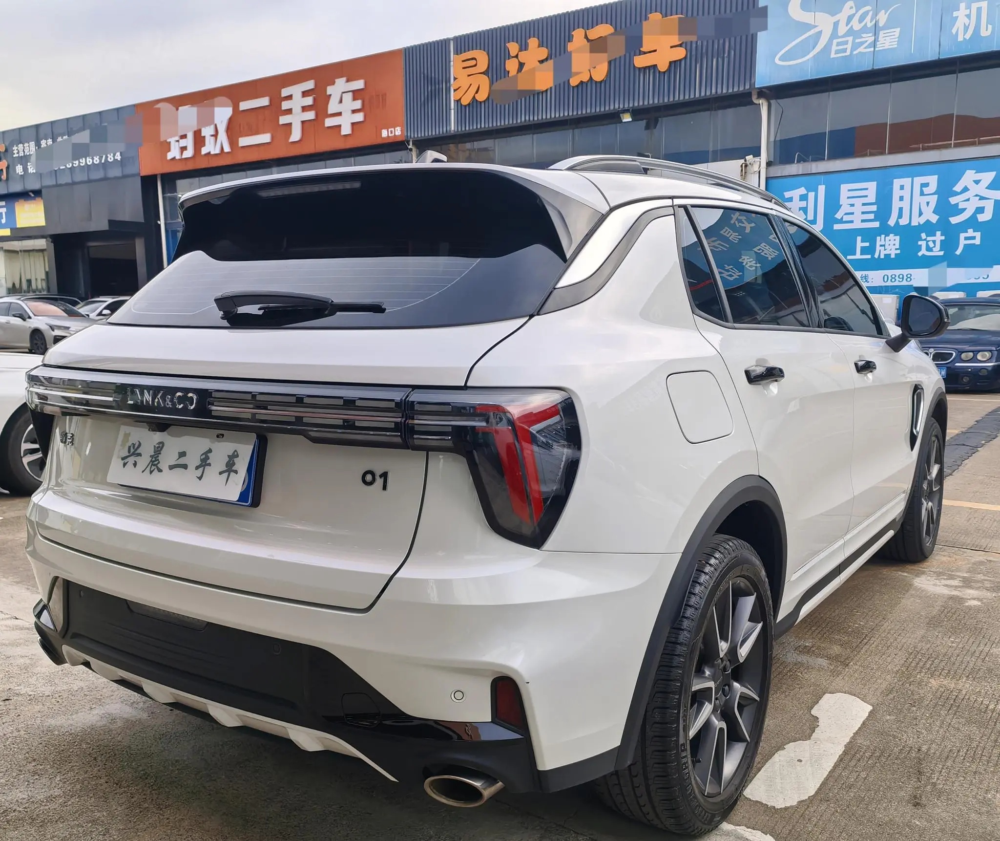 LYNK & CO Lynk 01 2.0TD two-wheel drive global Pro