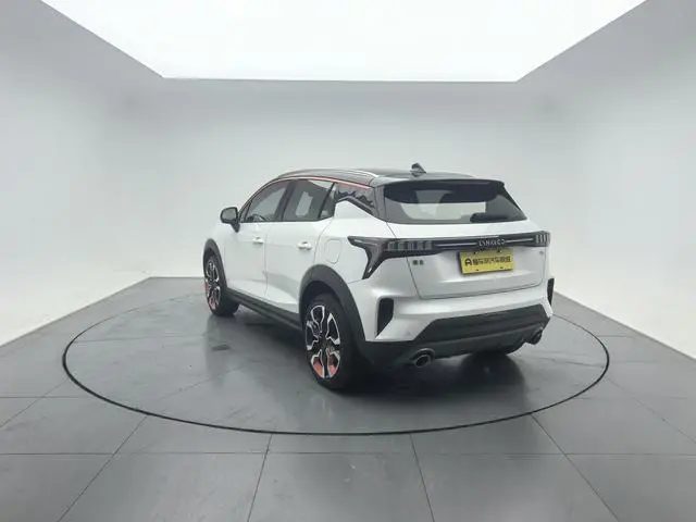 LYNK & CO Lynk 06 1.5T Yao Halo
