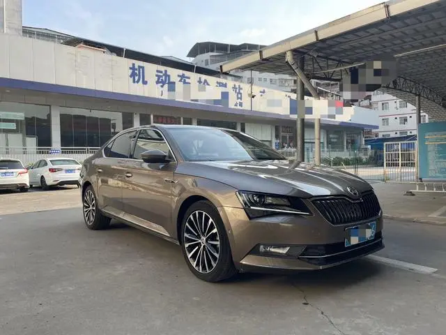 Skoda Speed pie ZI330 DSG Smart Edition