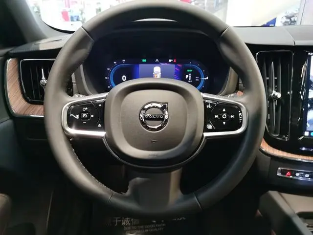 Volvo Volvo XC60 PHEV T8 four-wheel drive long battery life Zhiyuan Deluxe Edition