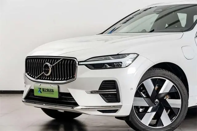 Volvo Volvo XC60 PHEV T8 four-wheel drive long battery life Zhiya Deluxe Edition