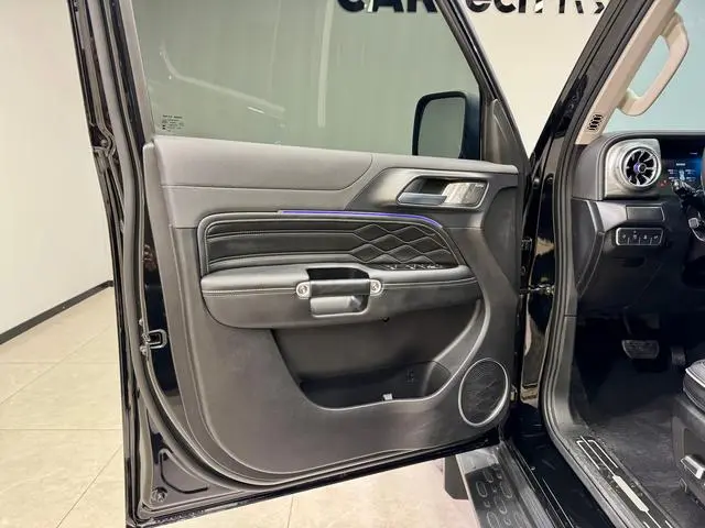 Tank Tank 300 2.0T Conqueror