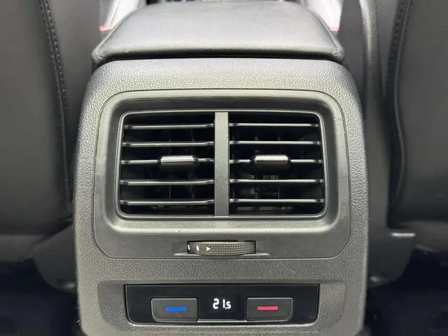 Volkswagen Touran L 280TSI Automatic Shuya Version