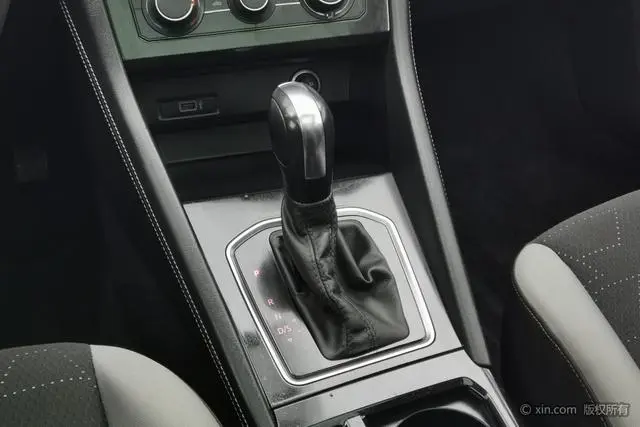 Jetta Jetta VS7 280TSI automatic aggressive version