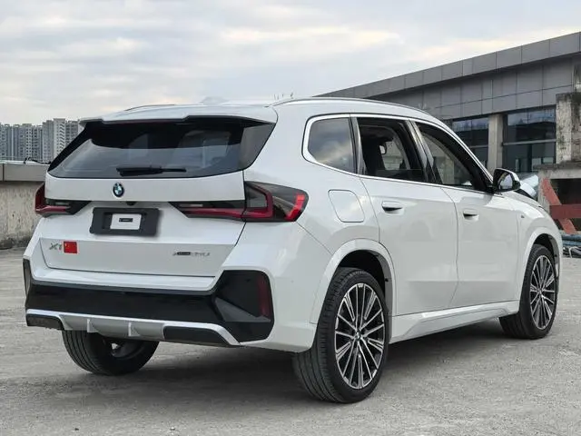 BMW BMW X1 sDrive25Li M sports suit