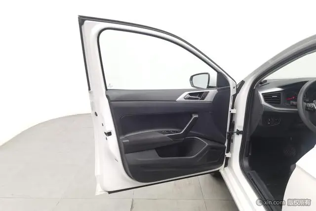 Volkswagen Polo Plus 1.5L Automatic Panoramic Enjoy Edition