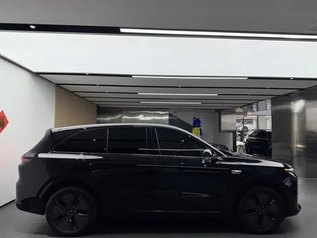 Li Auto Ideal L6 Pro version