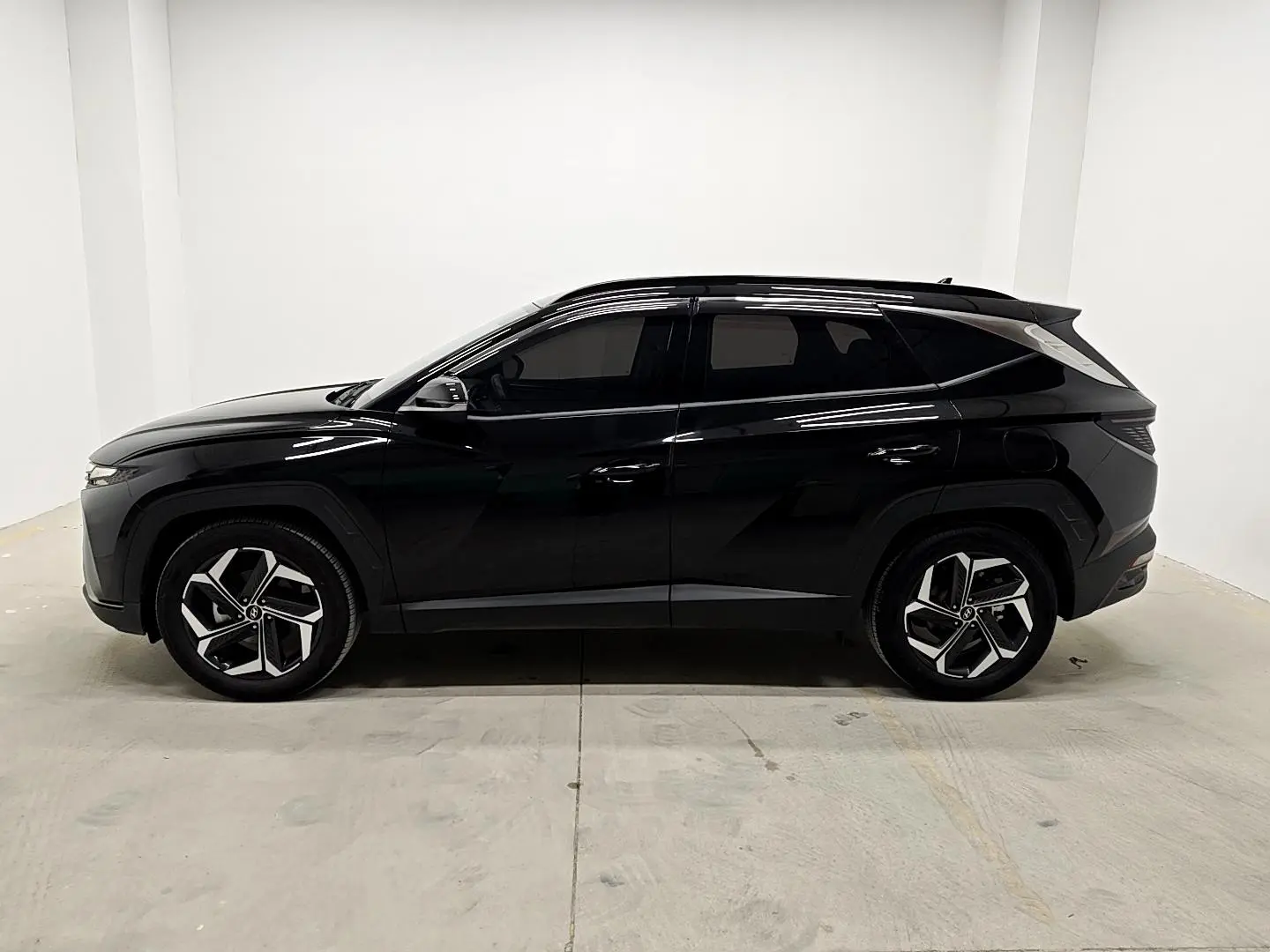 Hyundai Tucson Tucson L 1.5T DLX two-wheel drive Deluxe Edition