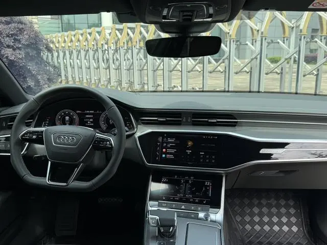 Audi Audi A7L 45 TFSI quattro S-line wind knight