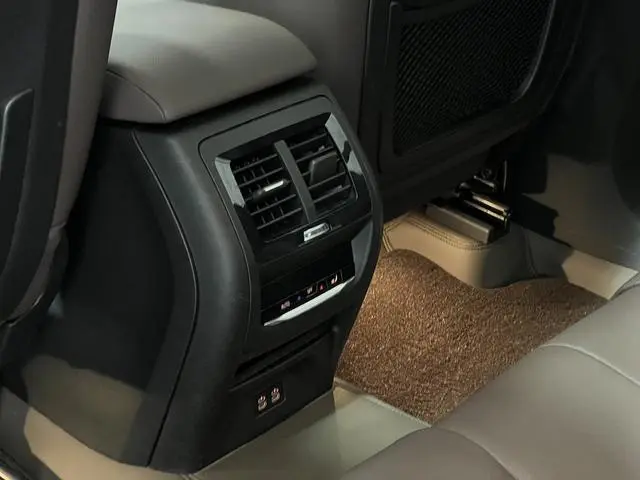 BMW BMW X3 xDrive25i M sports suit