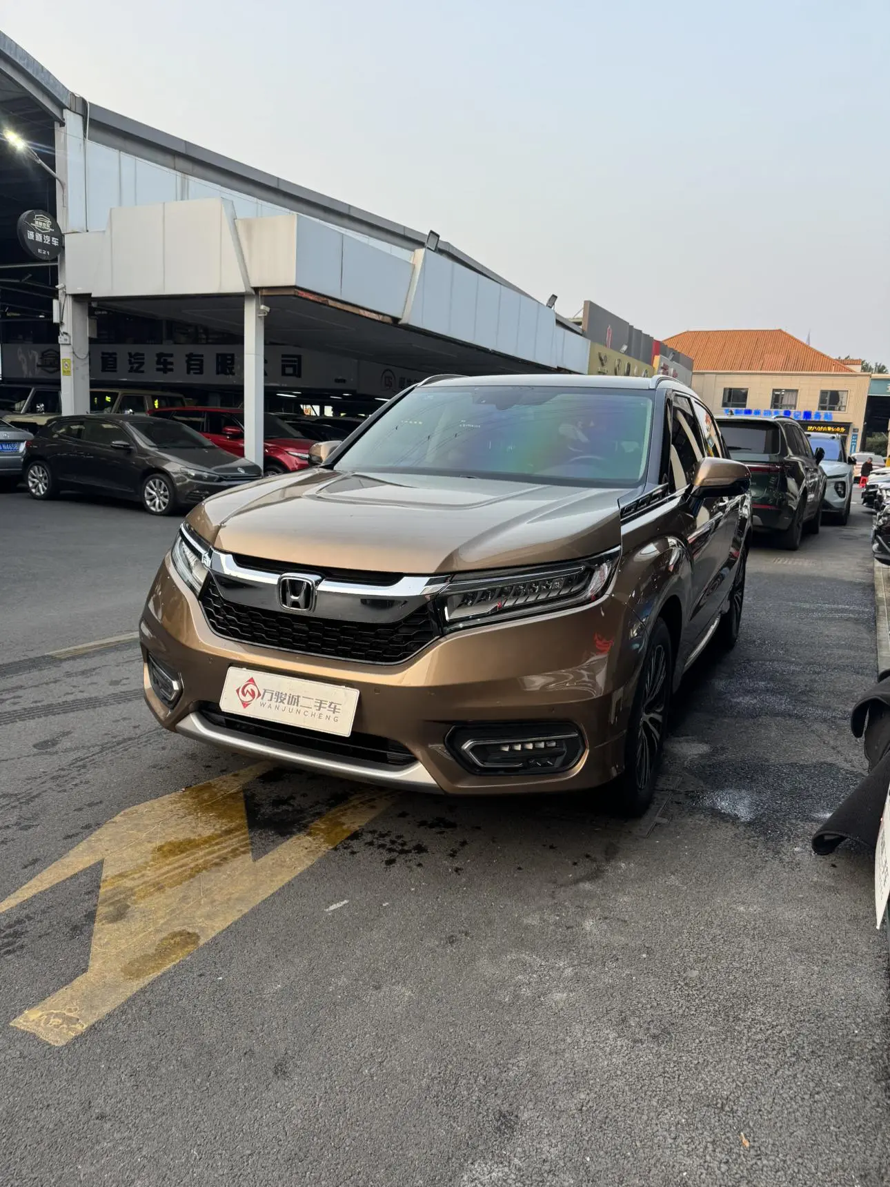 Honda Crown Road 370TURBO four-wheel drive Premium Edition