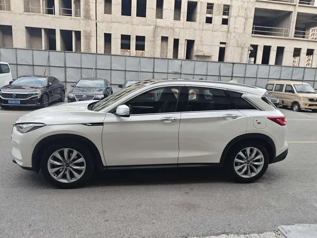 Infiniti Infiniti QX50 2.0T two-wheel drive fashion version